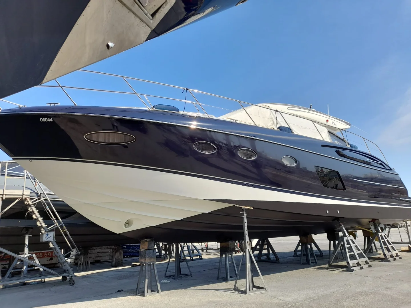 Princess V57 for Sale in Mallorca - Photo 2
