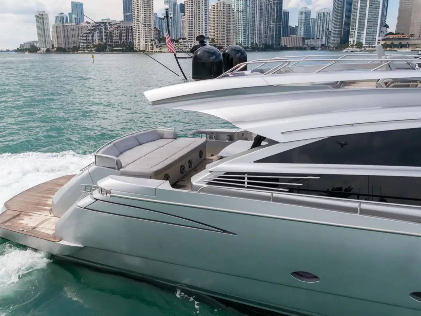 MILAGROS | Pershing 82 - Photo 11