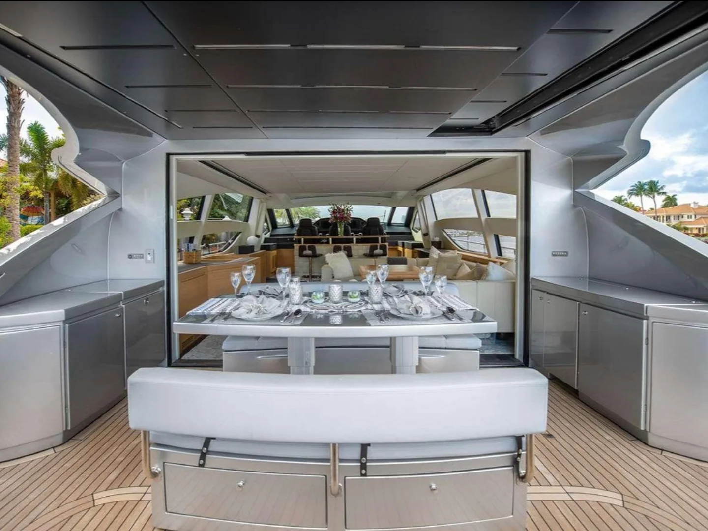 MILAGROS | Pershing 82 - Photo 15