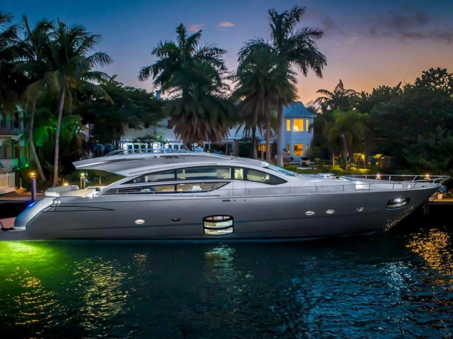 MILAGROS | Pershing 82 - Photo 7