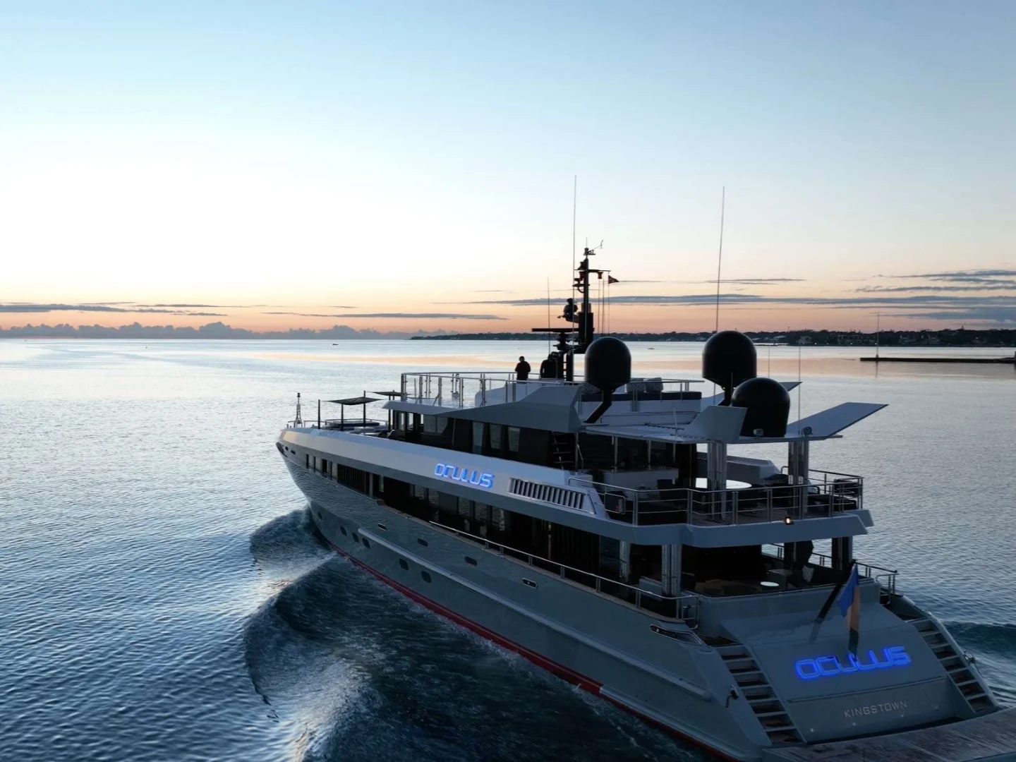 OCULUS | Oceanfast 128 - Photo 4