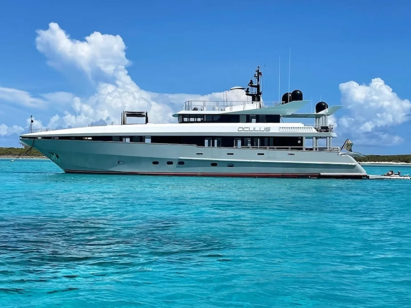 OCULUS | Oceanfast 128 - Photo 3