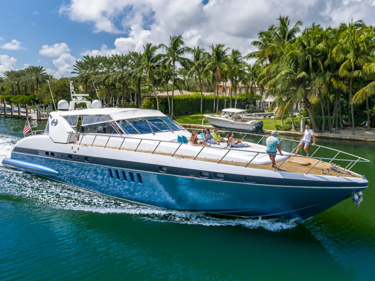 HAPPY | Mangusta 80 Sport