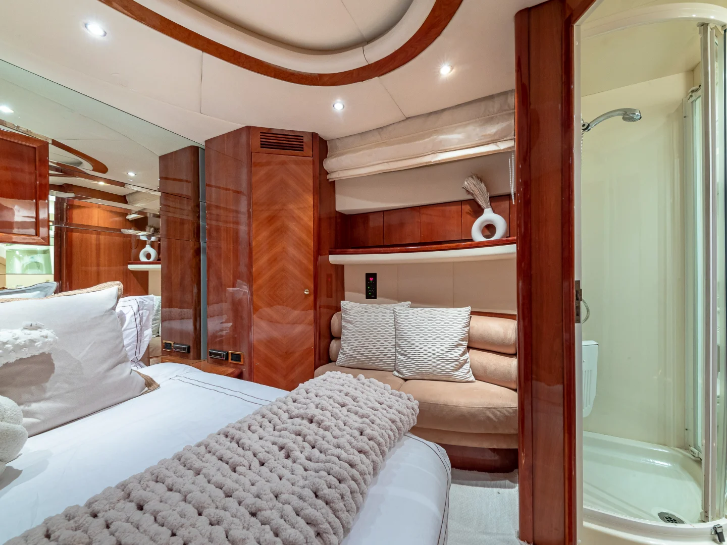 SALT SHAKER | Azimut 70 Fly - Photo 45