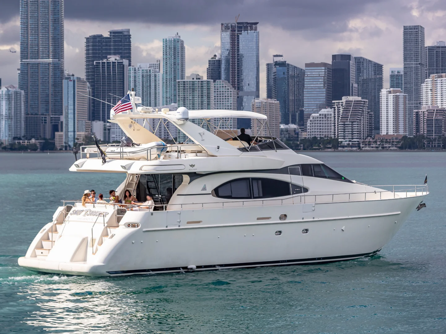 SALT SHAKER | Azimut 70 Fly - Photo 5