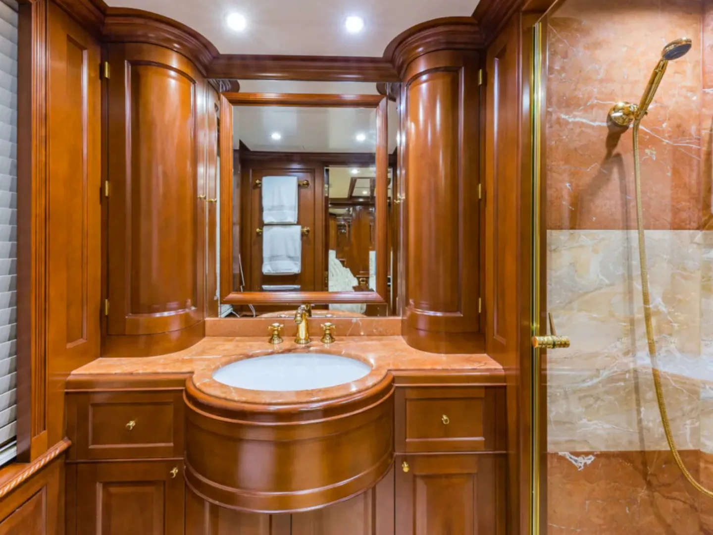 NAMASTE | Benetti 121 - Photo 51