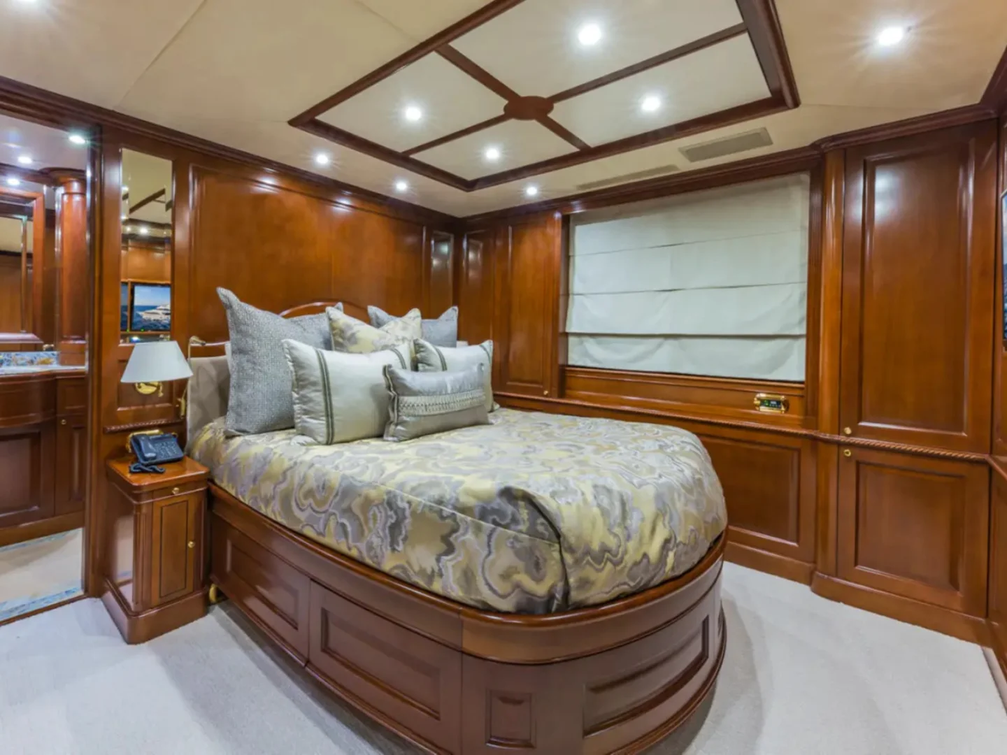 NAMASTE | Benetti 121 - Photo 52