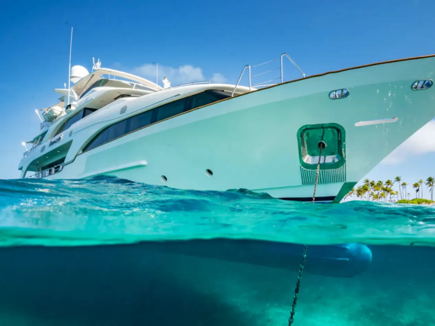 NAMASTE | Benetti 121 - Photo 5