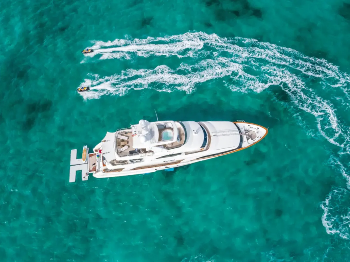NAMASTE | Benetti 121 - Photo 6