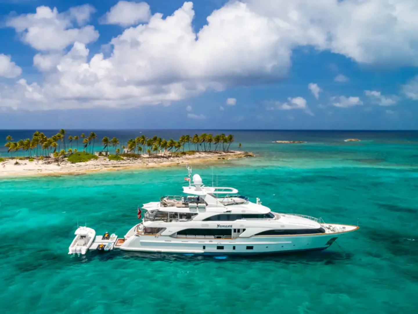 NAMASTE | Benetti 121 - Photo 7