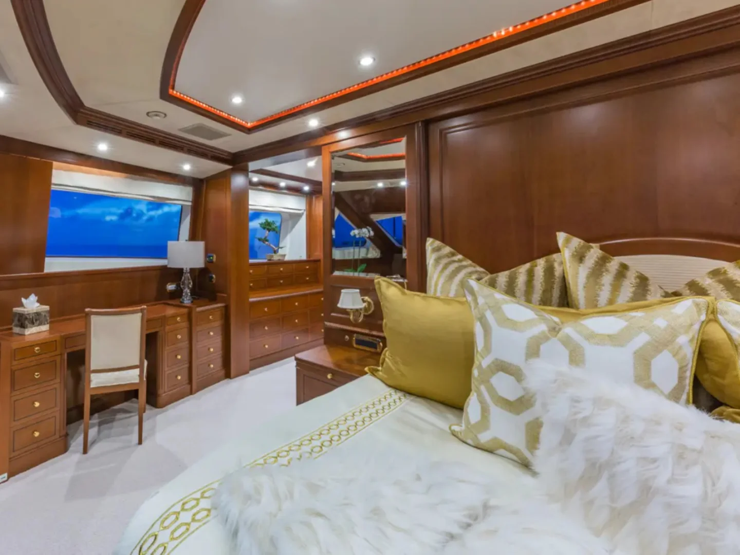 NAMASTE | Benetti 121 - Photo 57