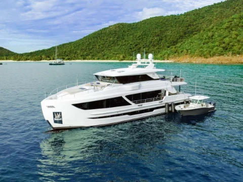 MY Aqua Life I Horizon I Yacht charter Caribbean Islands