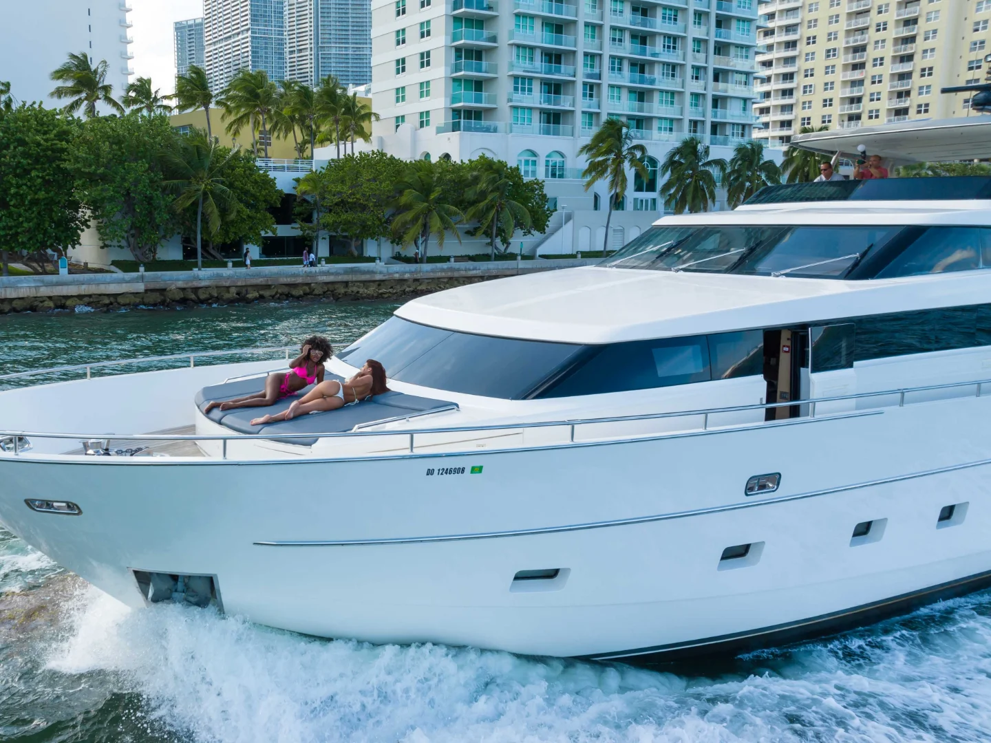 ASTONISH | Sanlorenzo SL96 - Photo 32