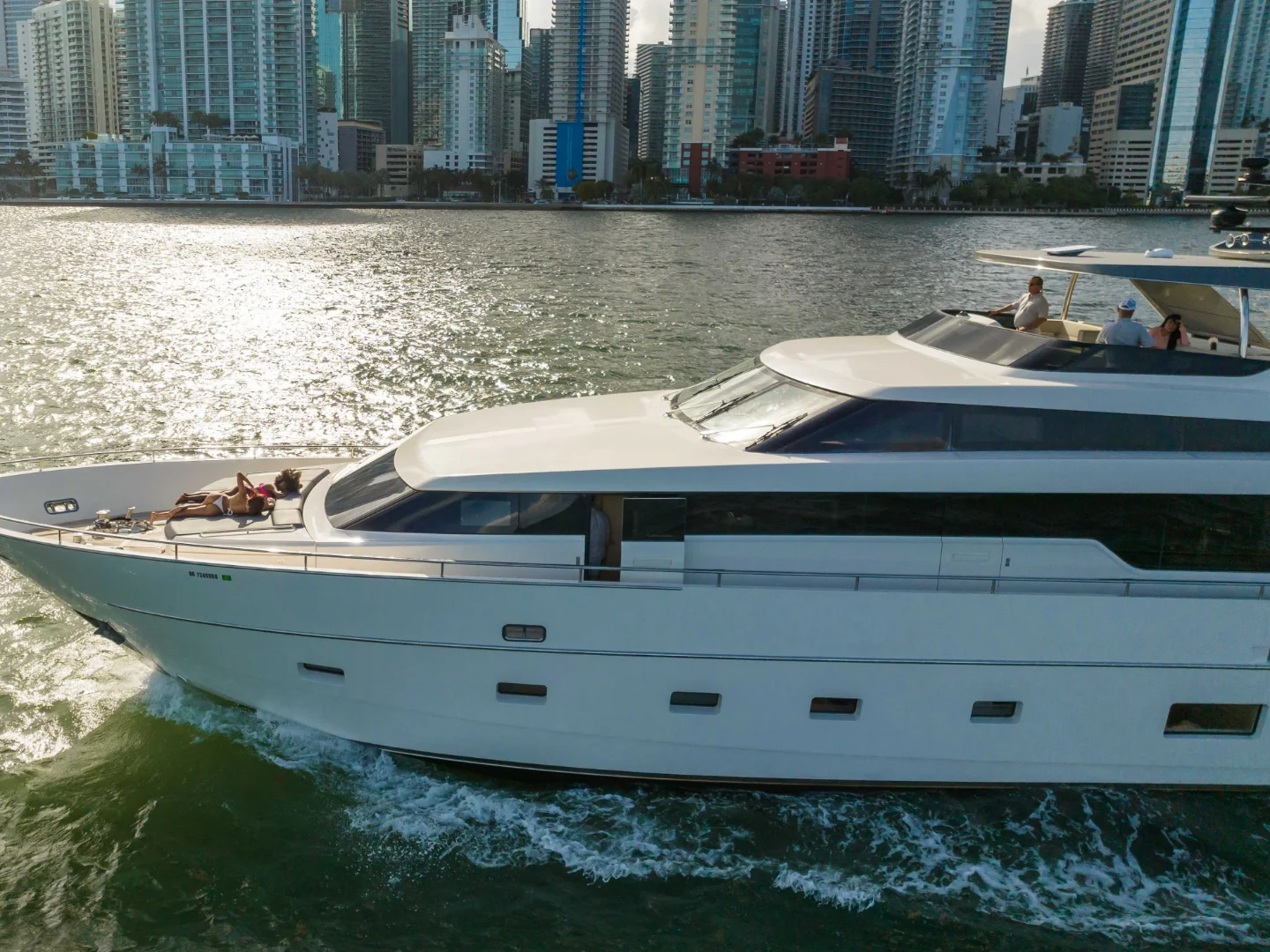 ASTONISH | Sanlorenzo SL96 - Photo 21