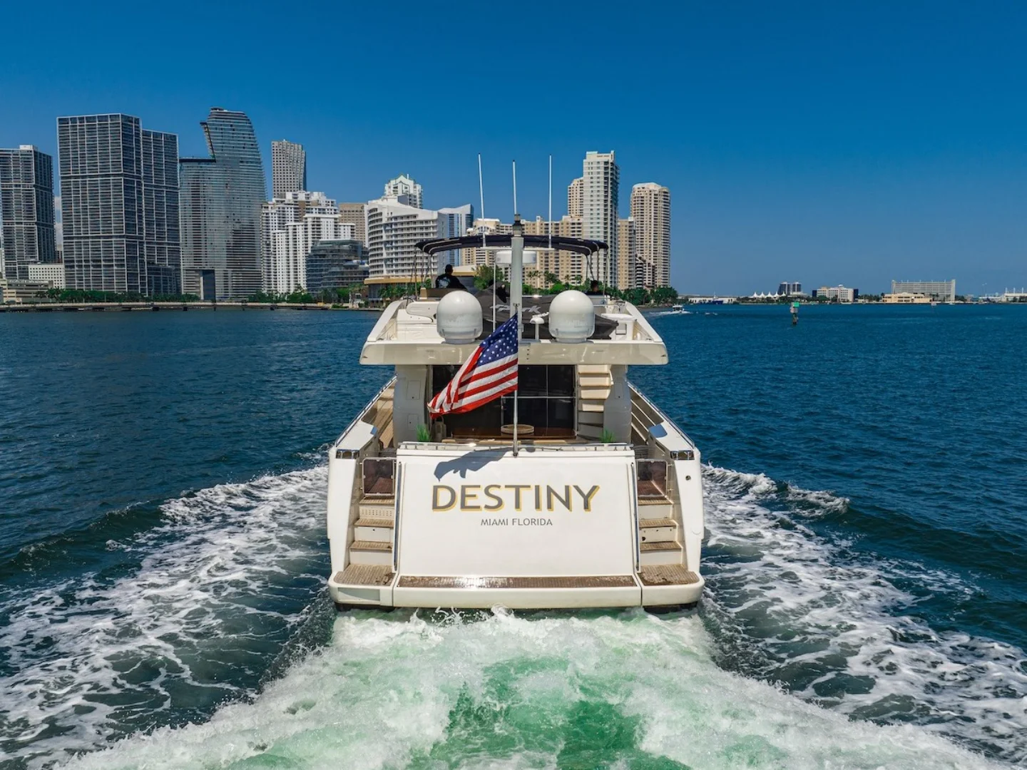 DESTINY | Ferretti 780 Fly - Photo 12