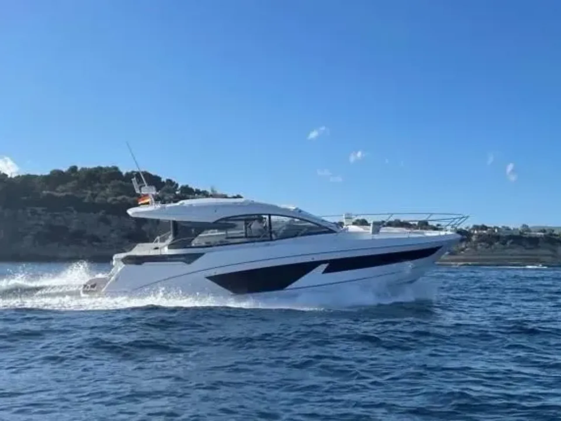 2022 Beneteau Gran Turismo 45 - Photo 3