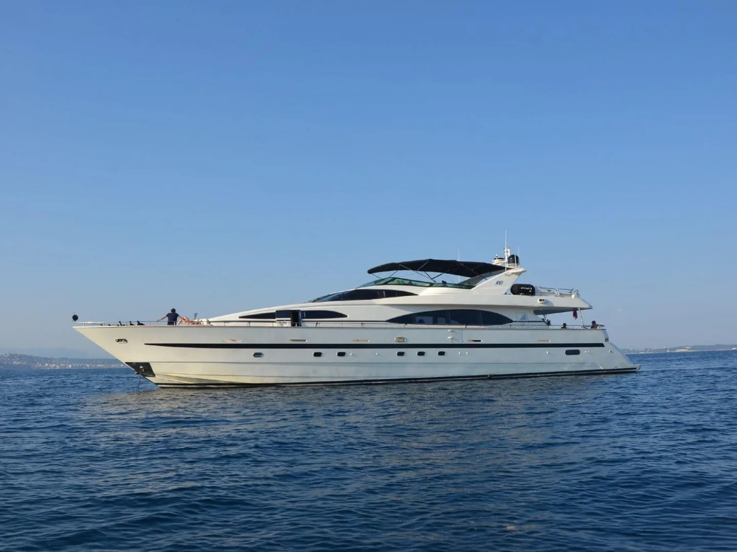 ACCAMA DELTA | Azimut 100 Jumbo
