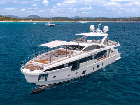 M/Y NEMESIS | Azimut 32 Metri