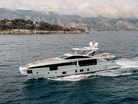 azimut grande 32 metri yacht charter mallorca