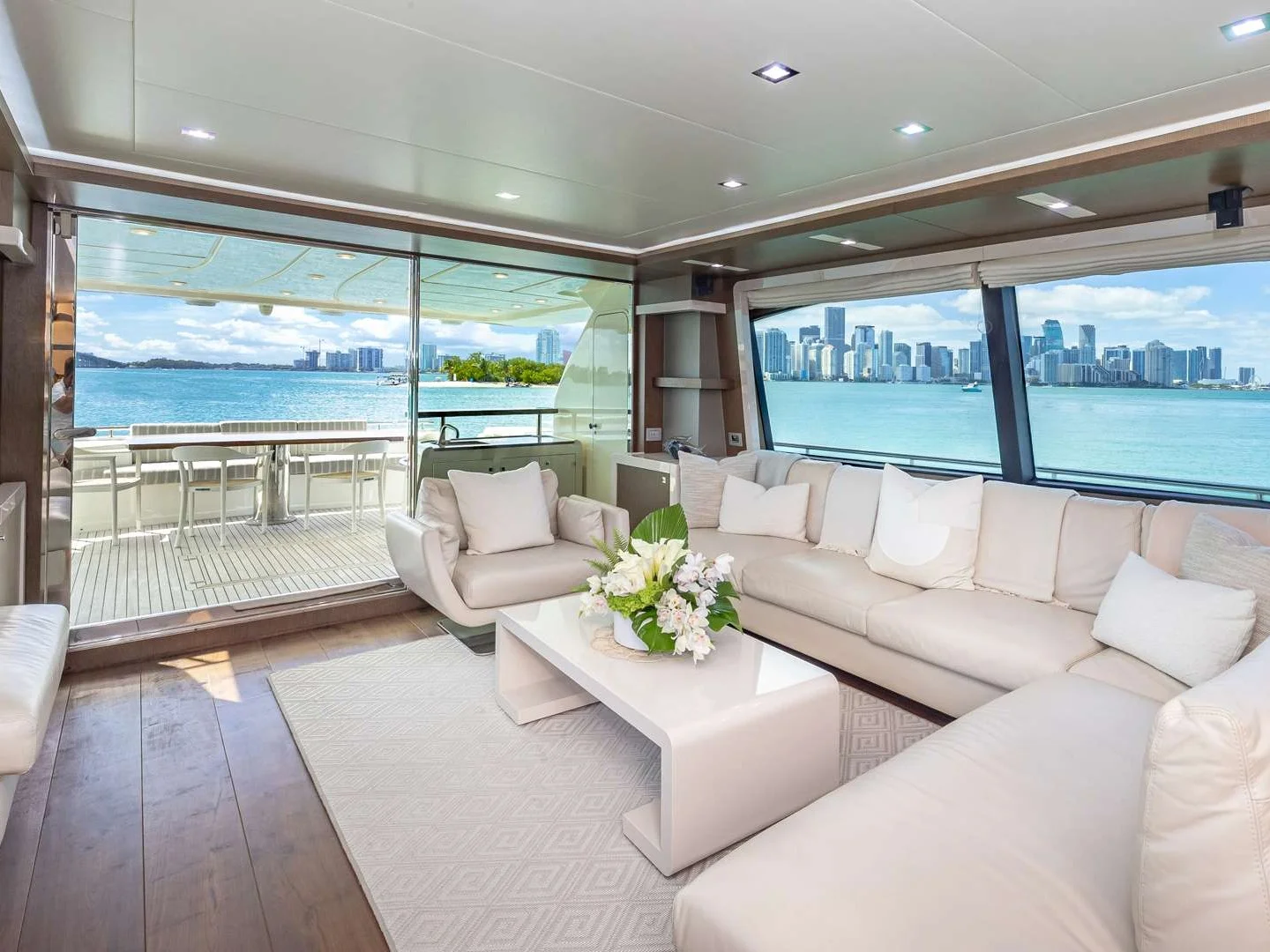 HOYA SAXA | Ferretti 87 - Photo 21