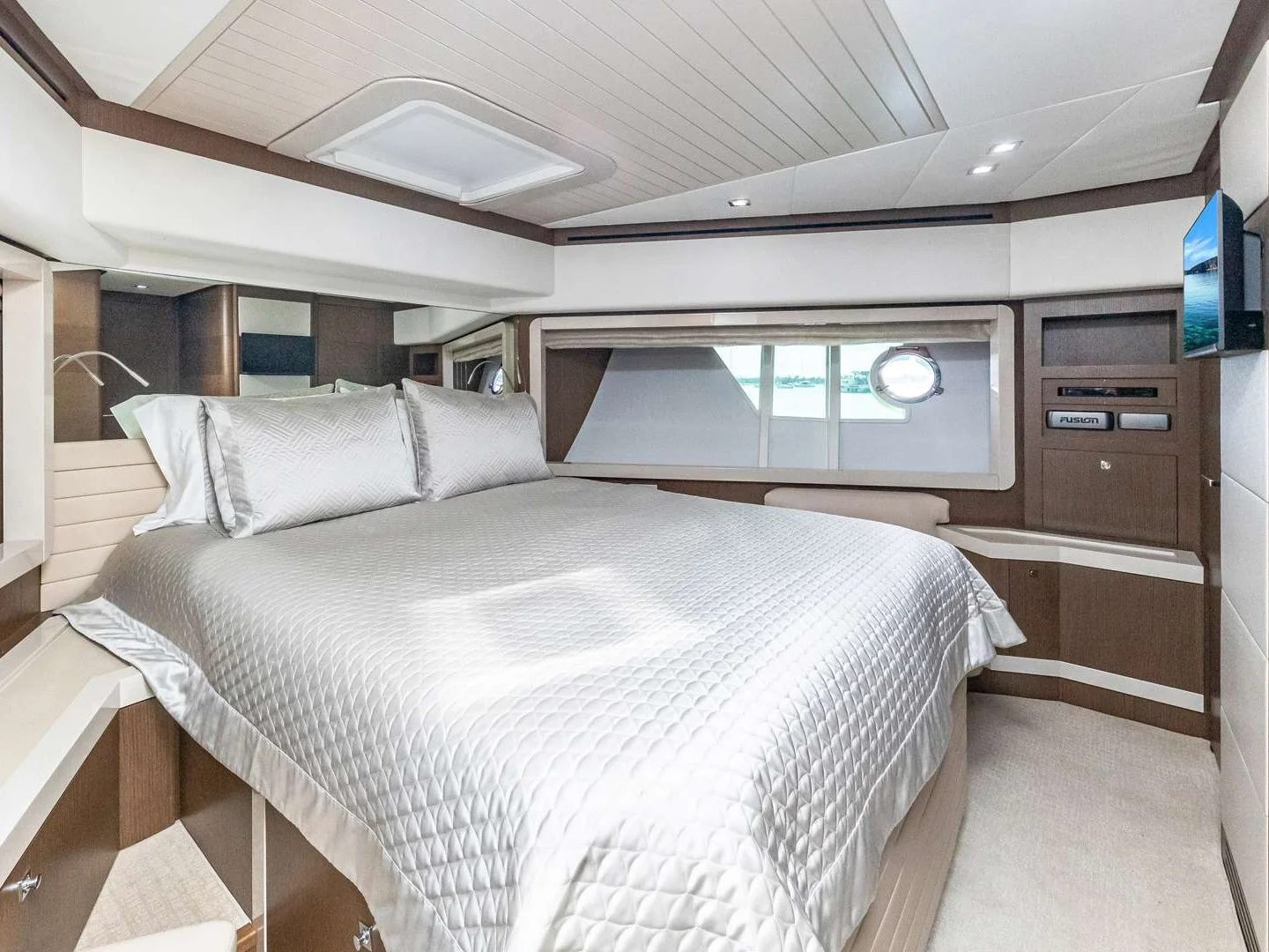 HOYA SAXA | Ferretti 87 - Photo 28