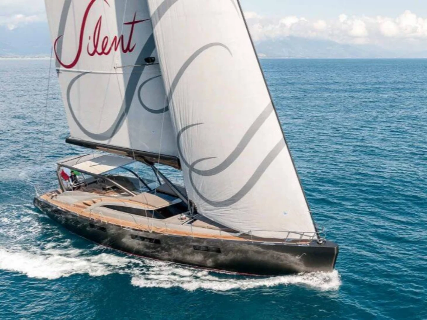 GIGRECA | Admiral 85