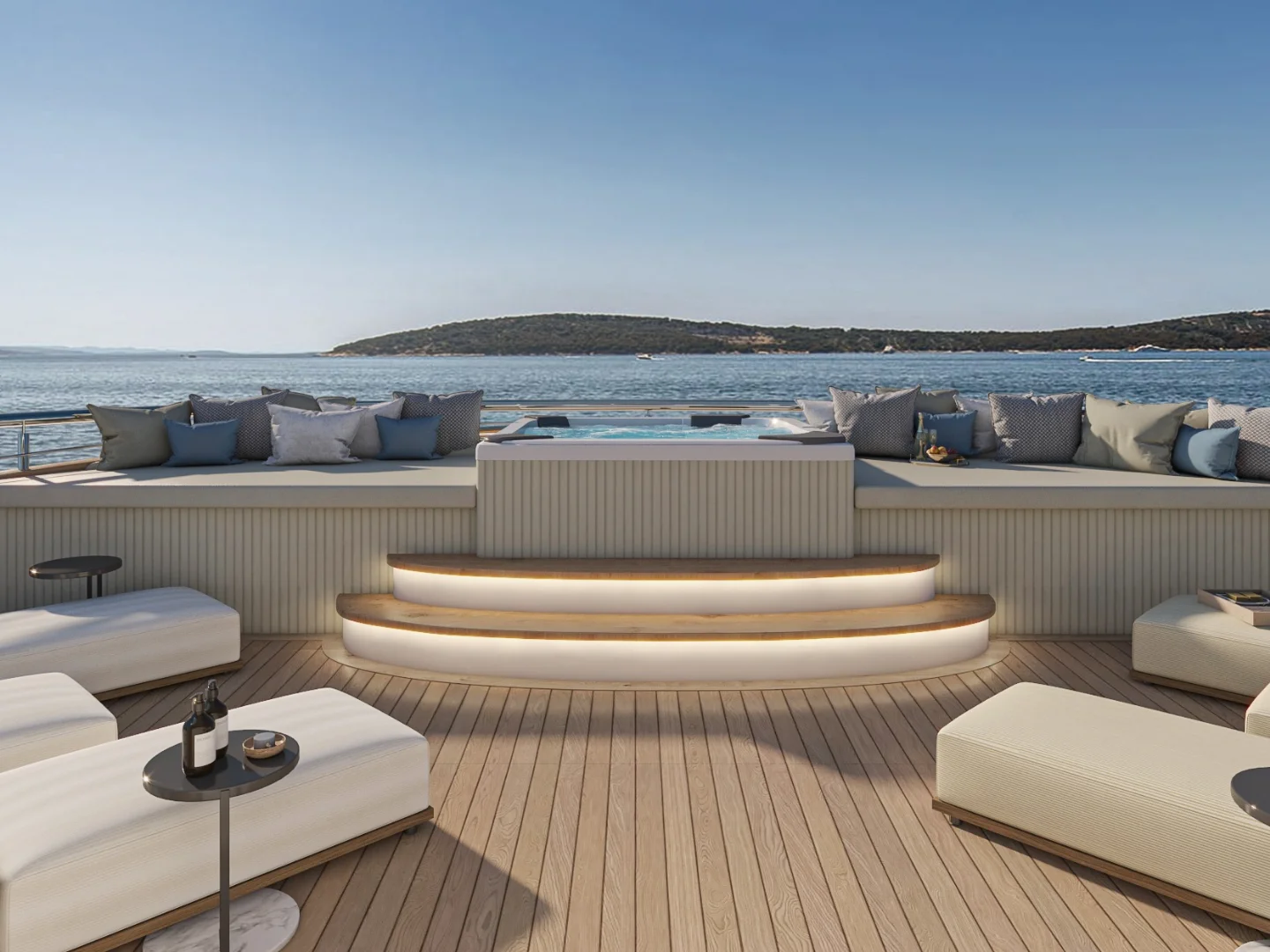 BELLA | Custom 47M - Photo 15