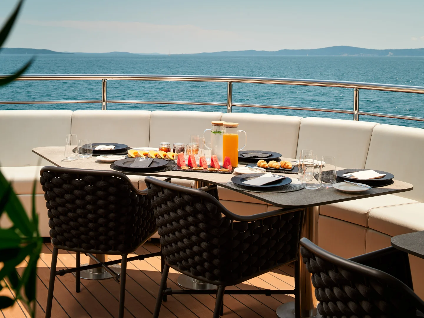 OHANA | Custom 49M - Photo 30