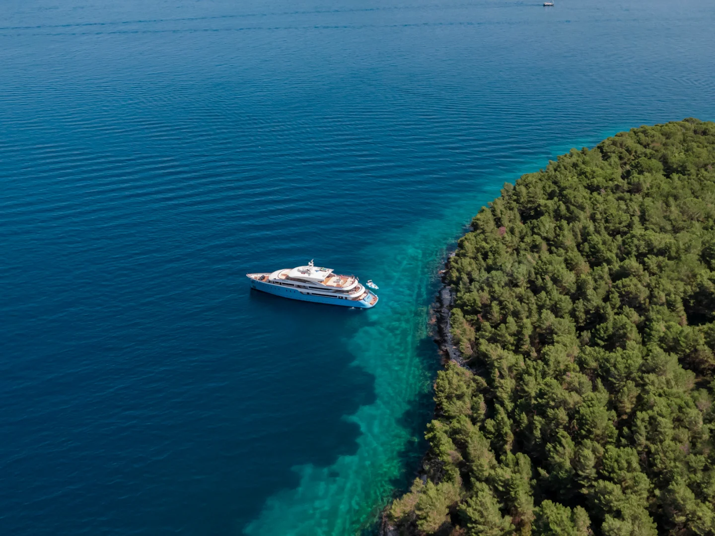 OHANA | Custom 49M - Photo 14