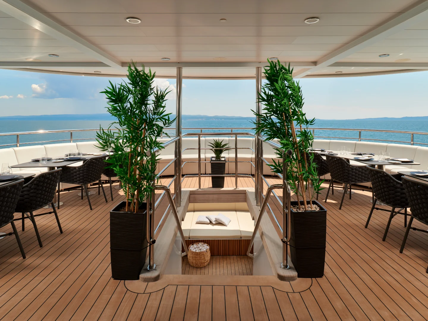 OHANA | Custom 49M - Photo 29