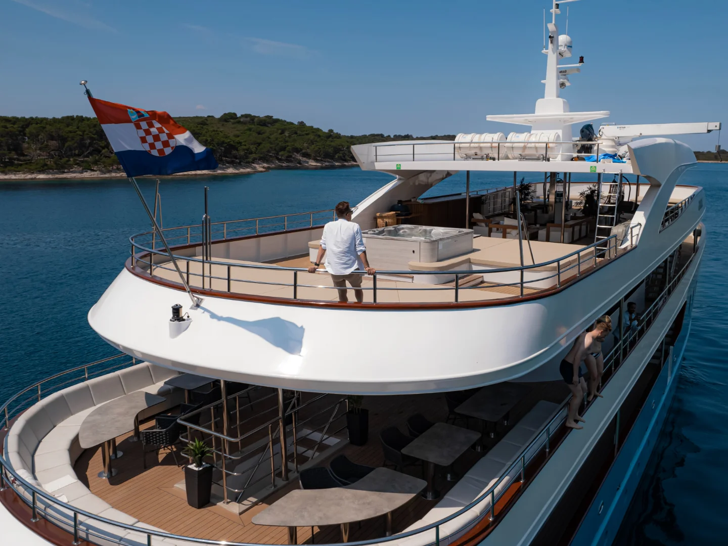 OHANA | Custom 49M - Photo 18