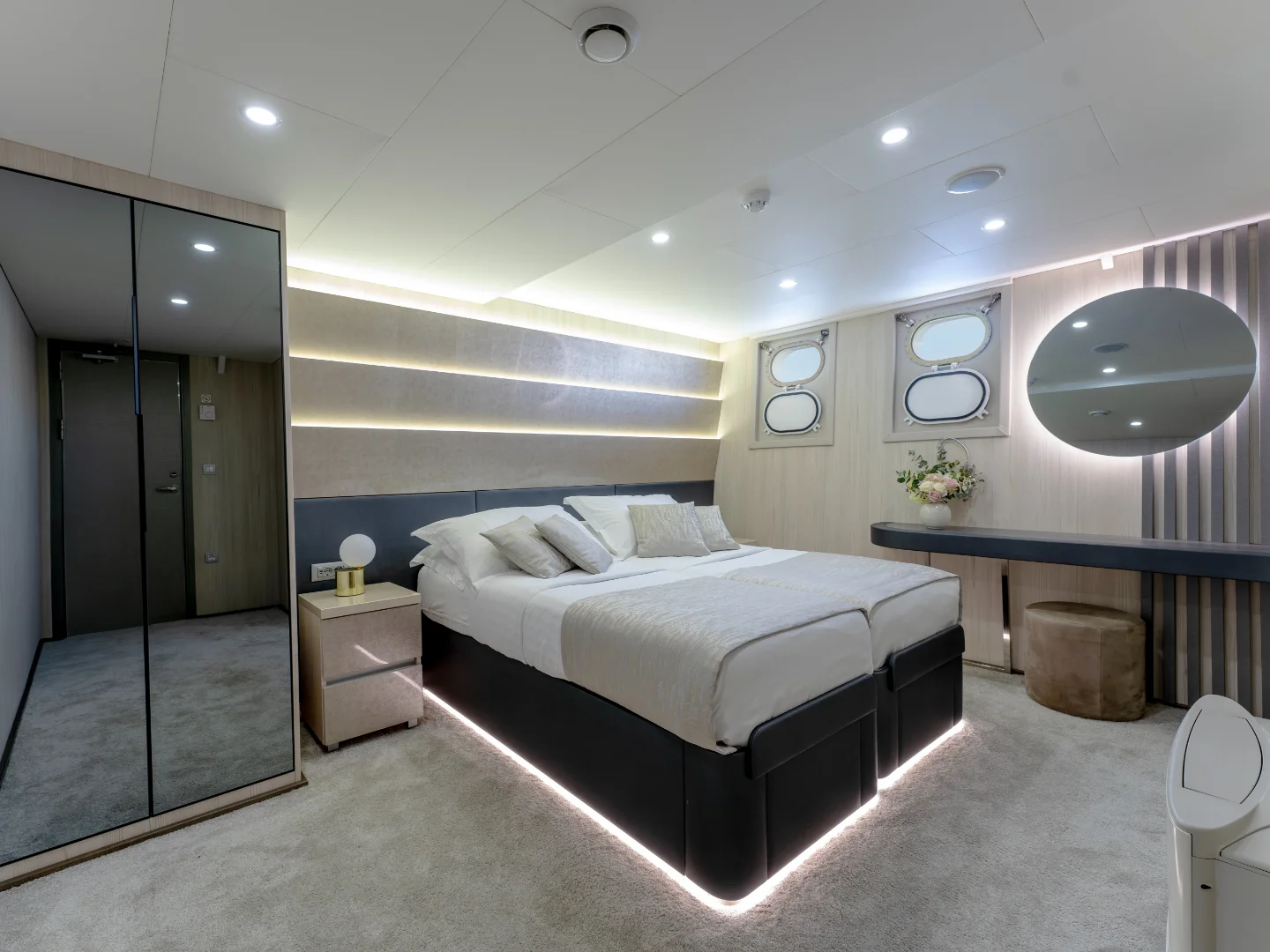 CRISTAL | Custom 49M - Photo 50