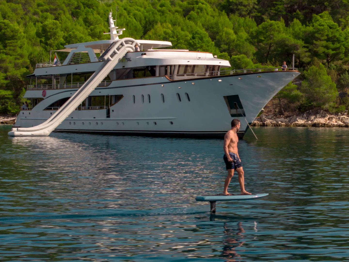 CRISTAL | Custom 49M - Photo 2