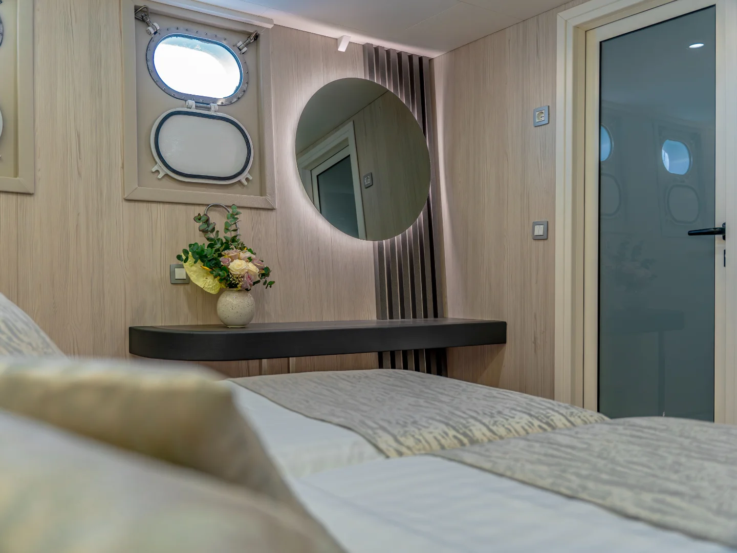CRISTAL | Custom 49M - Photo 44