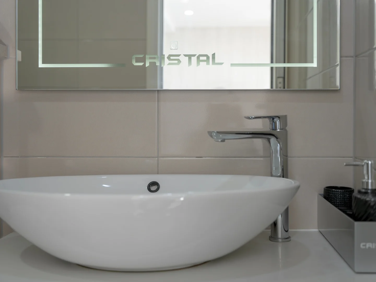 CRISTAL | Custom 49M - Photo 55