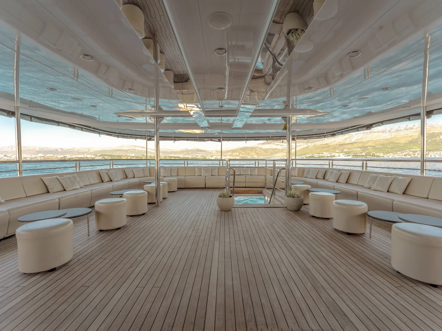 CRISTAL | Custom 49M - Photo 26