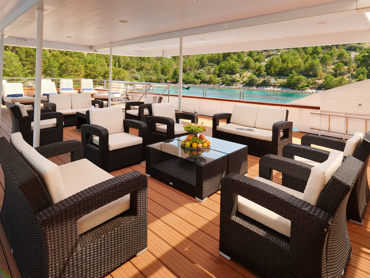 QUEEN ELEGANZA | Custom 49M - Photo 42