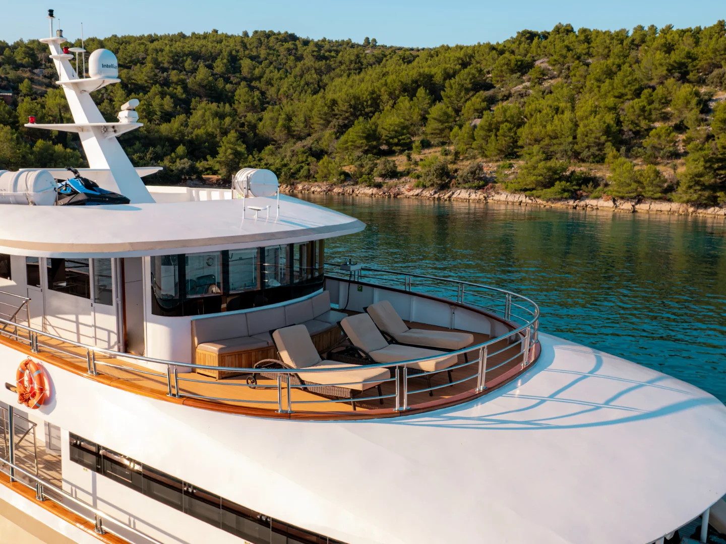 QUEEN ELEGANZA | Custom 49M - Photo 16