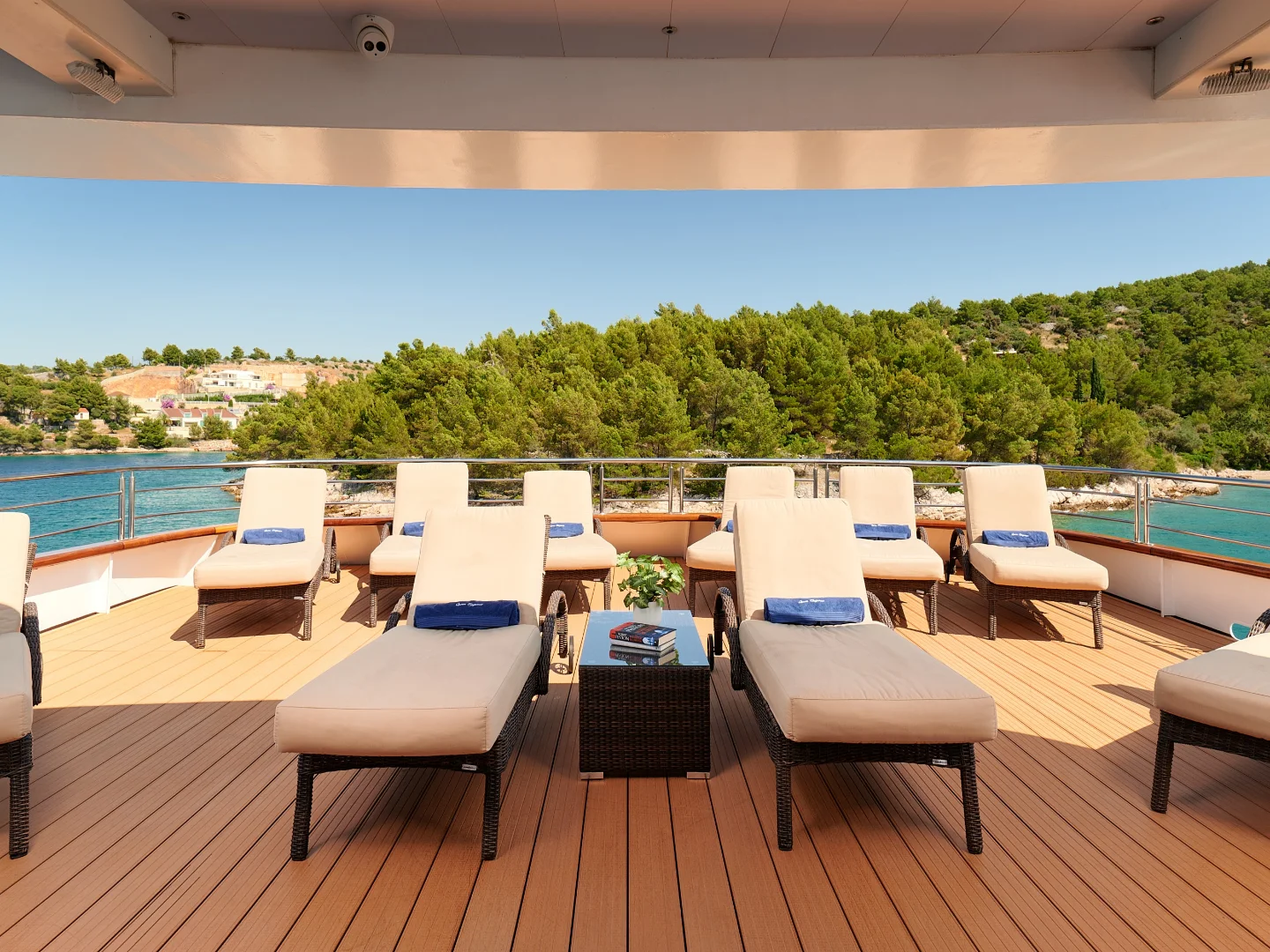 QUEEN ELEGANZA | Custom 49M - Photo 41