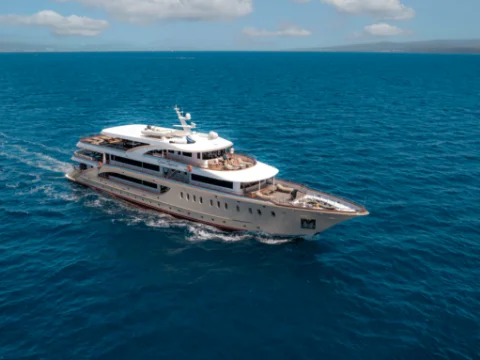 yacht-charter-croatia-queen-eleganza