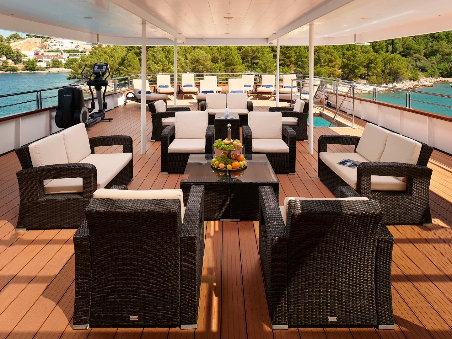 QUEEN ELEGANZA | Custom 49M - Photo 39