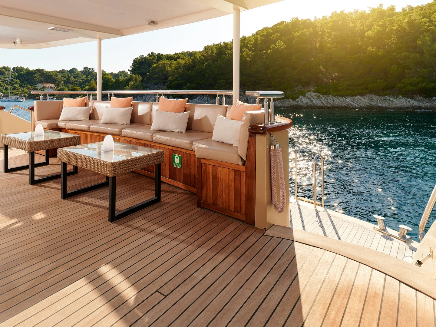 QUEEN ELEGANZA | Custom 49M - Photo 60