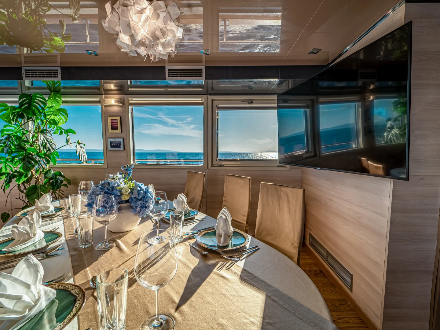 RIVA | Custom 48M - Photo 25