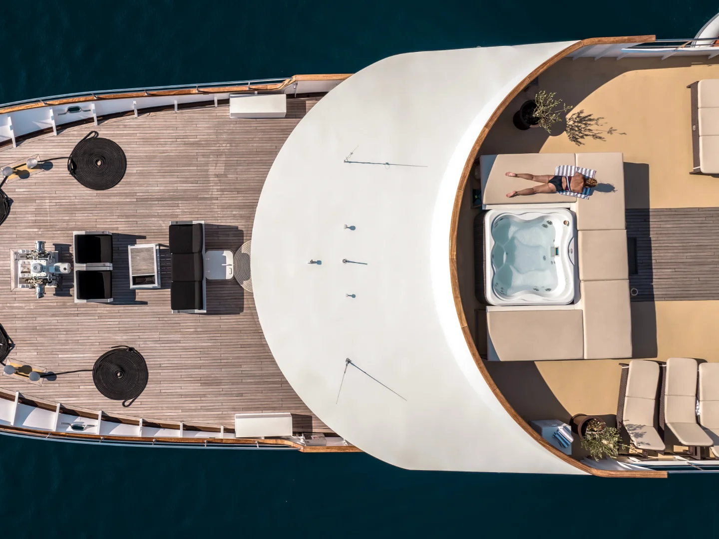KARIZMA | Custom 48M - Photo 17