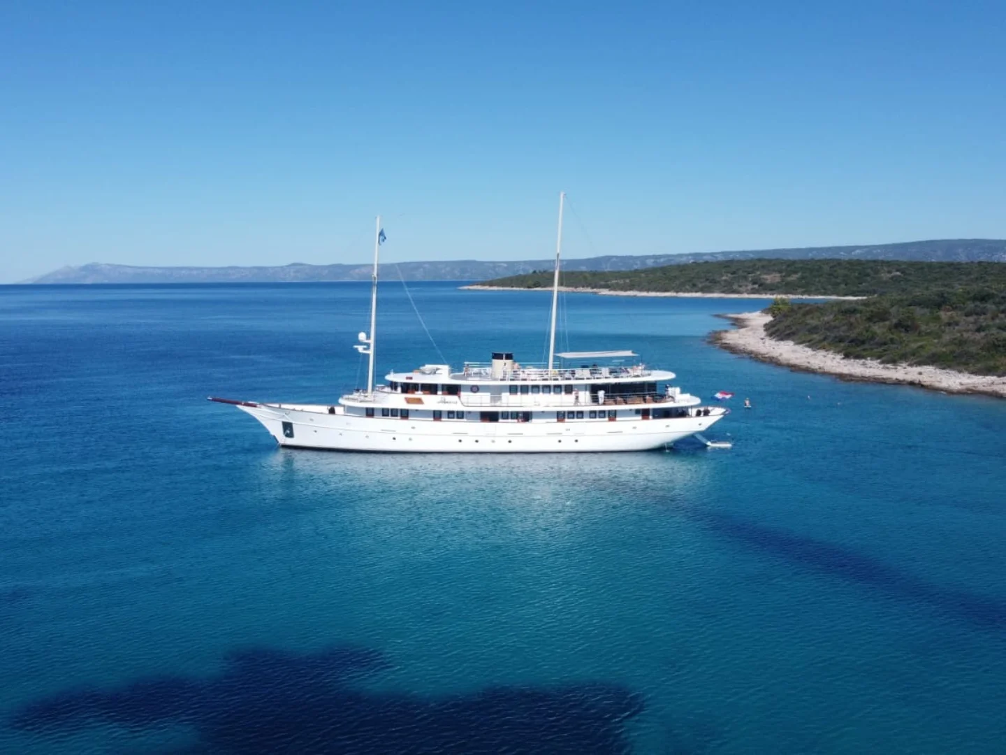 BELLEZZA | Custom 52M - Photo 8