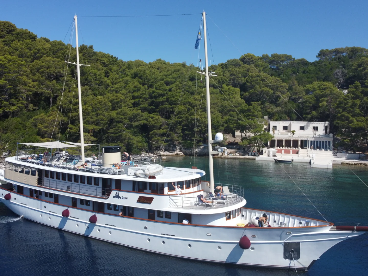 BELLEZZA | Custom 52M - Photo 2