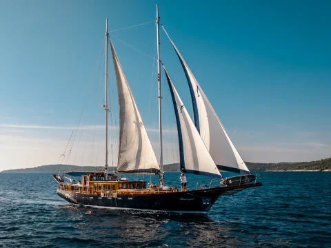 yacht-charter-croatia-smart-spirit