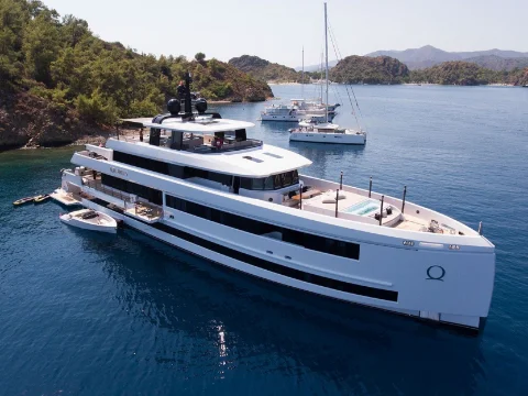 yacht-charter-greece-aquarius-mengi-yay