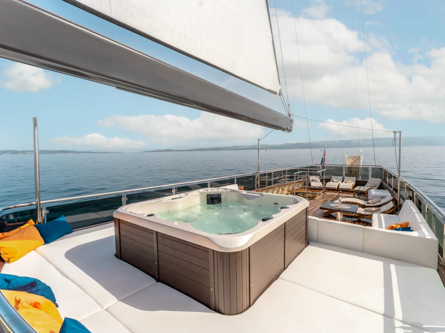 SANTA CLARA | Custom 27M - Photo 15