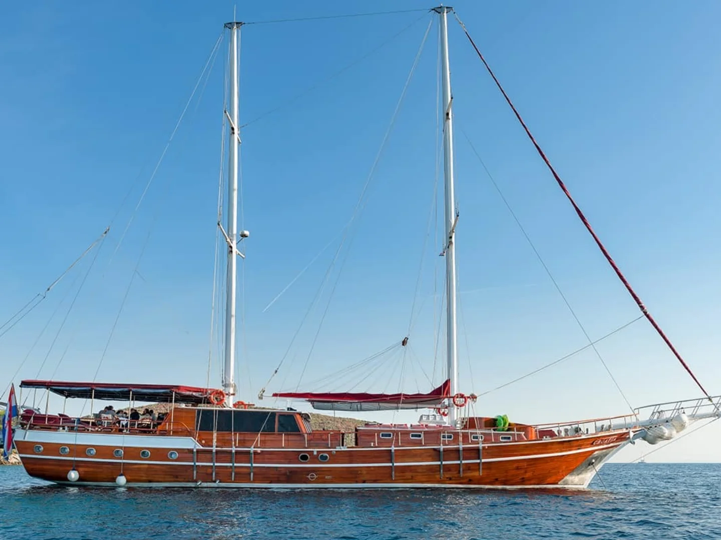 CROATIA | Custom 32M - Photo 2